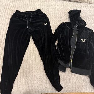 SOLD DO NOT BUY True religion velour black tracksuit size small